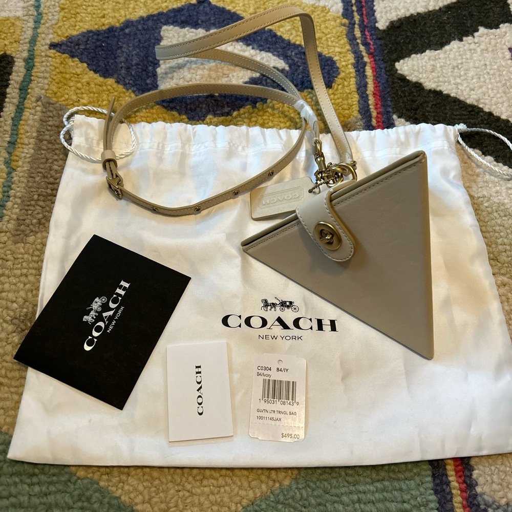 BNWT COACH CITY BLOCKS TRIANGLE BAG